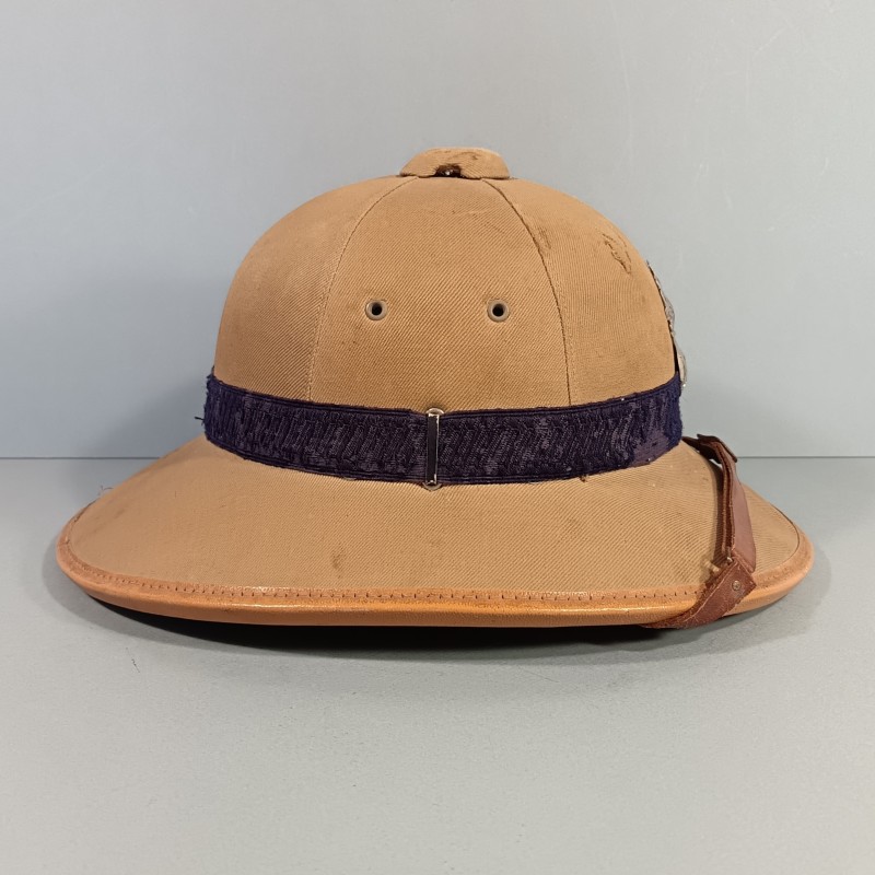 CASQUE COLONIAL GENDARMERIE MODELE 1931 FABRICATION ANNEES 1950 GRENADE ARGENTEE GENDARMERIE COLONIALE
